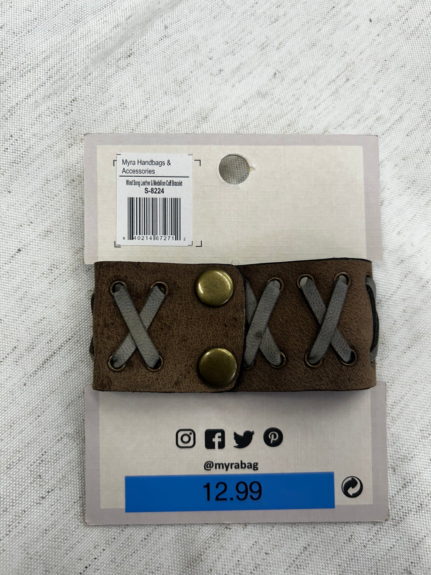 S-8224 wind song leather Medallion cuff