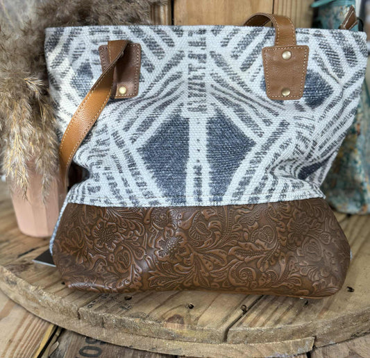 S-2588 mind blowing concealed carry bag