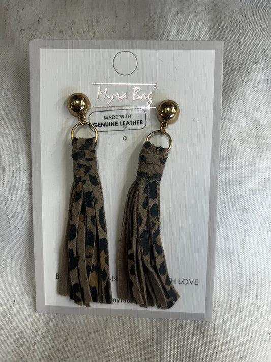 S-6044 oak earrings
