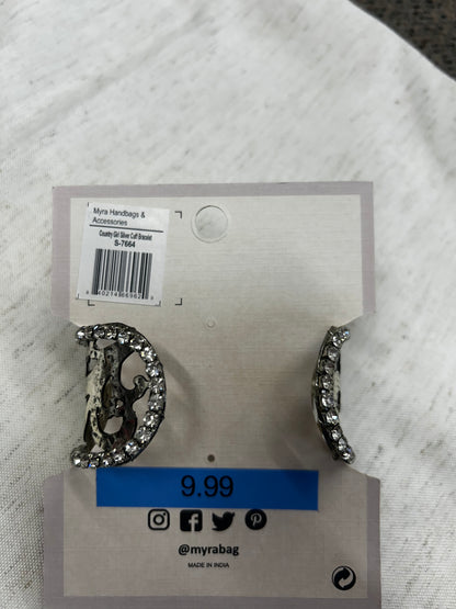 S-7644 Country Girl silver cuff bracelet