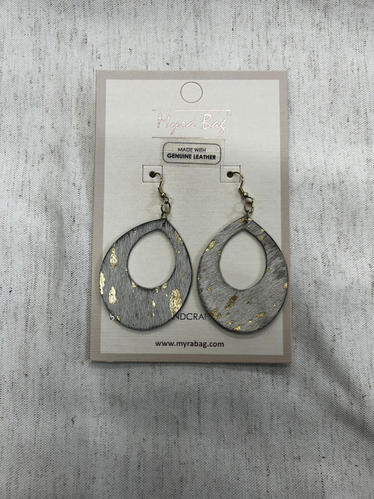 S-2384 gold speckle earrings